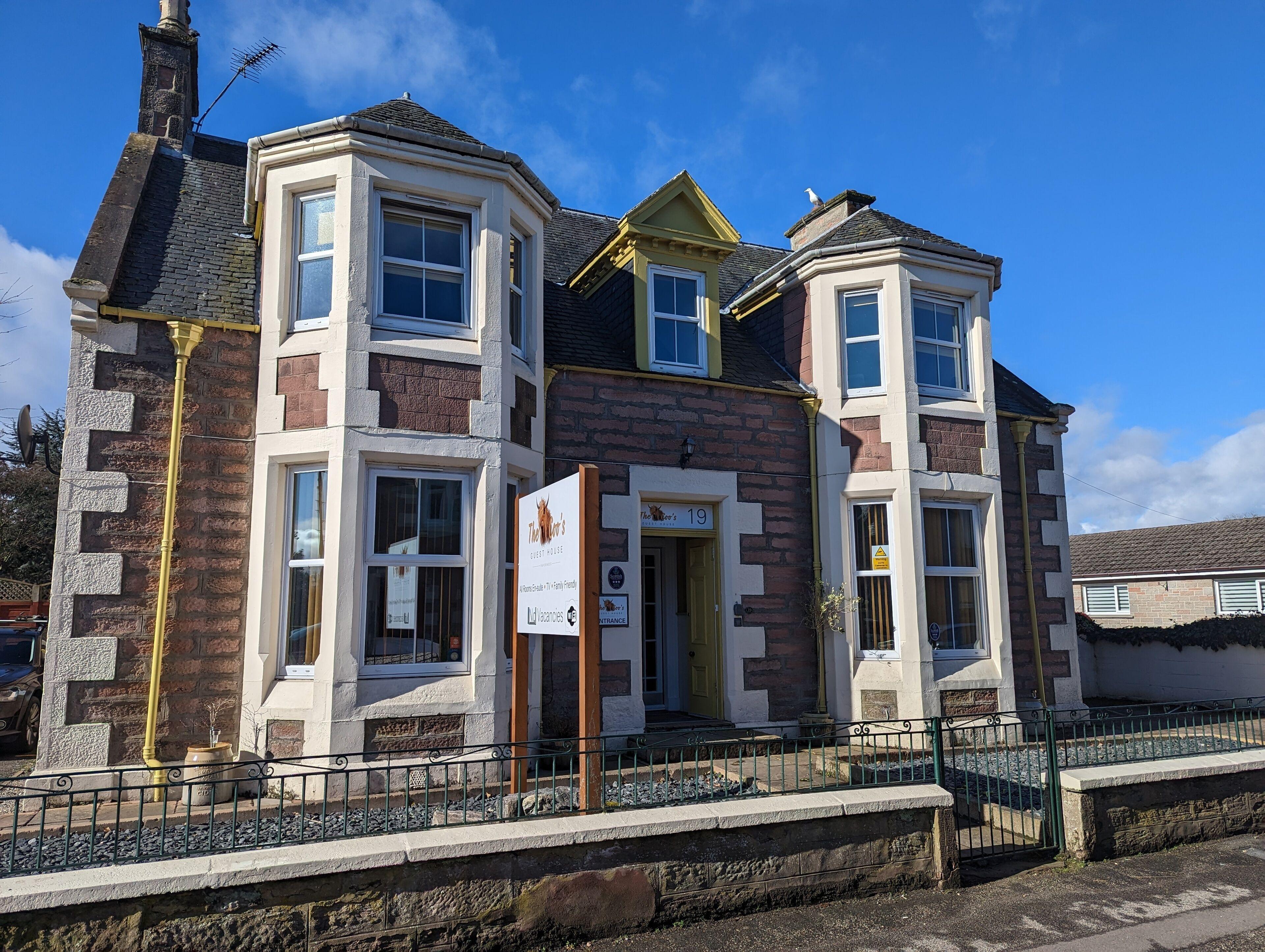 The Coo'S Guest House