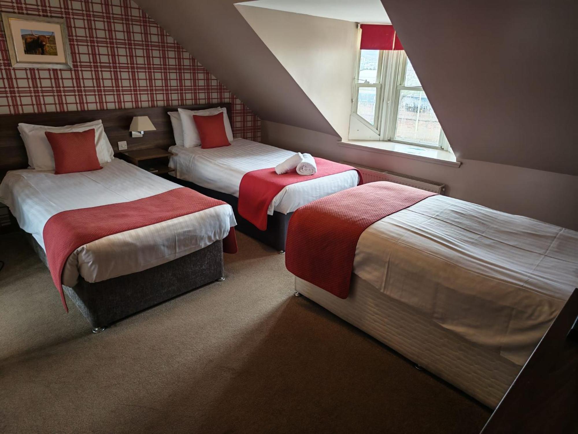 Chieftain Hotel
